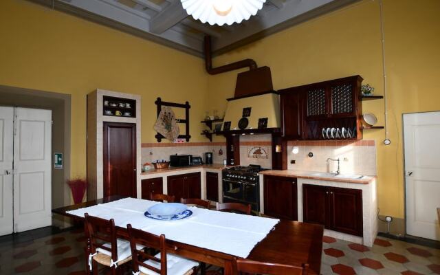 Rustic Elegance Near Florence