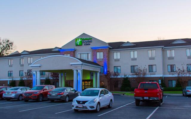 Holiday Inn Express Hotel and Suites Kinston by IHG
