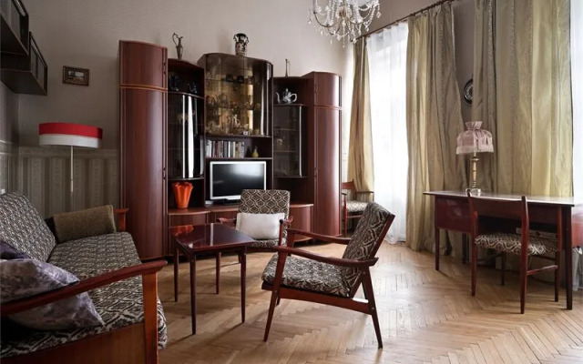 Апартаменты 1912 на ул. Казначейская, 13