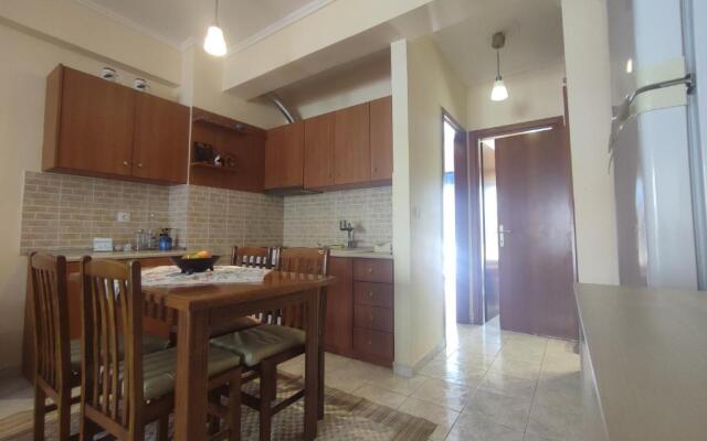 Dreamy 2 bedroom condo with free parking