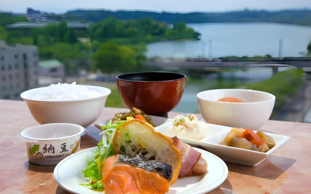 Mito Hotel Season