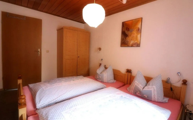 Cozy Apartment with Roof Terrace