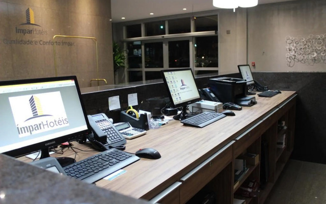 Ímpar Suítes Expominas