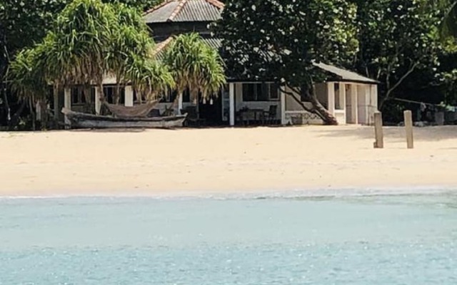 Moon Isle Beach Bunglow