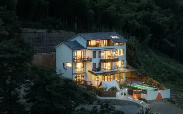Jiuwei Homestay