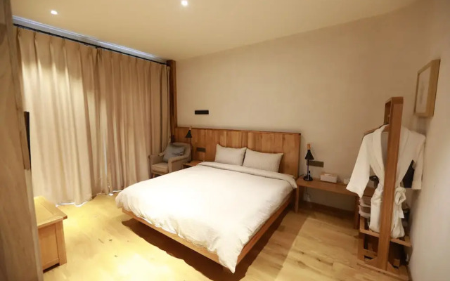 Aanji  Manyuan  Waterfront Hotel