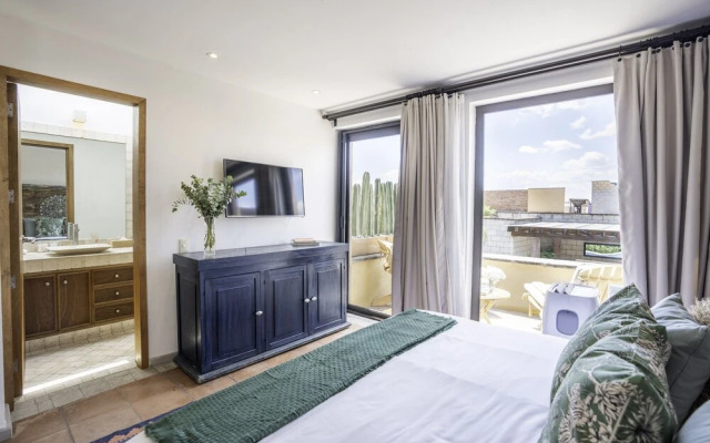 Angelic Centro 2BR with Pool