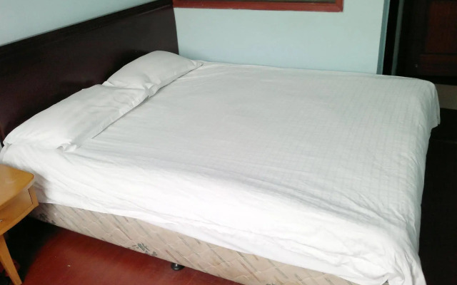 Shanghai Xinbo Hotel