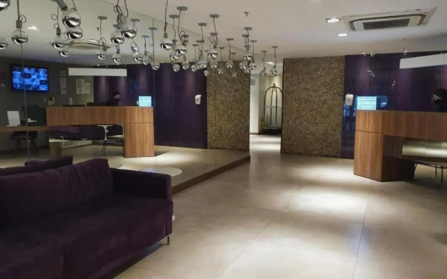 Copacabana e Ipanema, a 200 metros do MAR