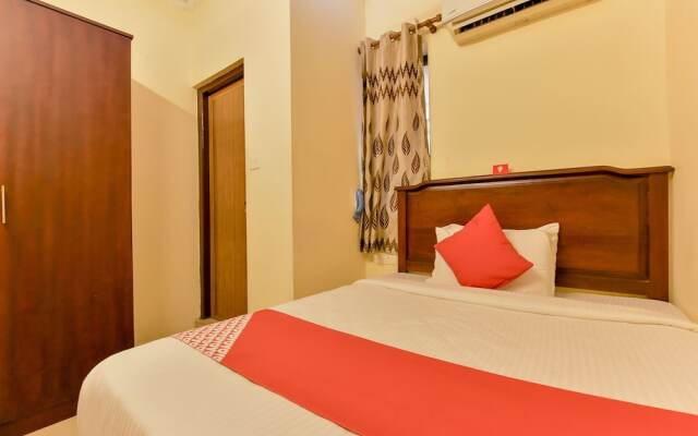 OYO 8214 Malabar Plaza Residency 1