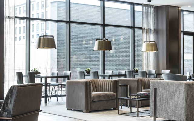 AC Hotel by Marriott Boston Downtown