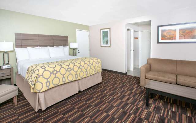 Baymont by Wyndham Plano