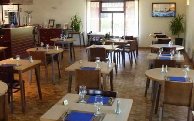 Kyriad Tarbes Odos