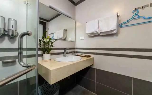 YR Hotel & Apartments