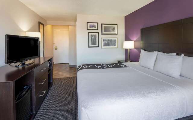 La Quinta Inn & Suites by Wyndham Minneapolis Bloomington W