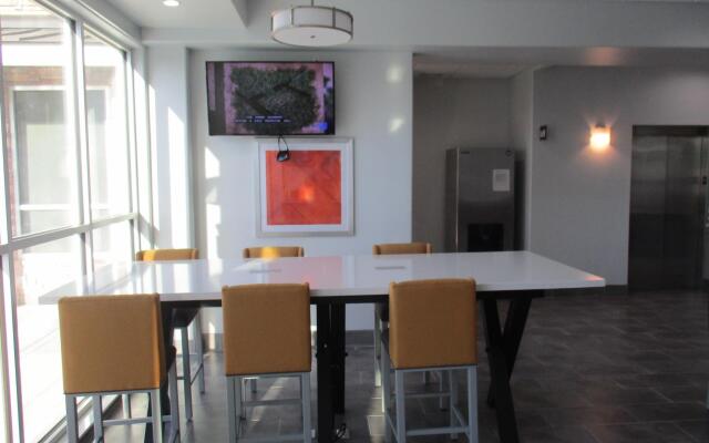 Best Western Plus Roland Inn & Suites