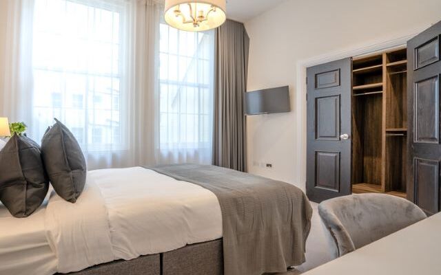 Lincolns Inn Apartments, London