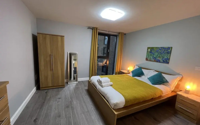 SS- Penthouse Lux Suite