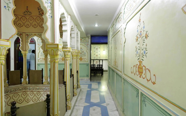 Hotel Rani Mahal
