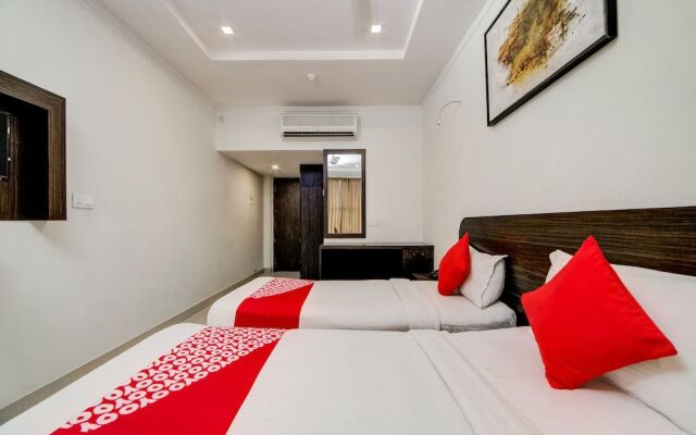 OYO Flagship 15233 Hotel G7