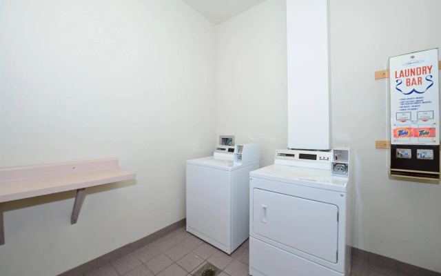 Best Western Harbour Pointe Lakefront