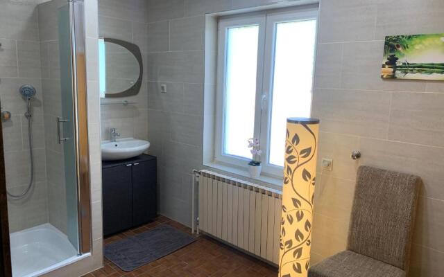 Kirschbaum Apartment