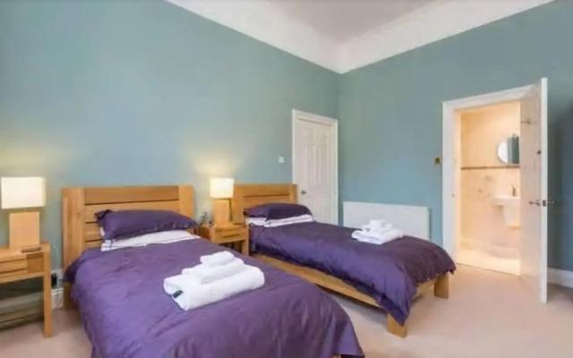 Hanover Street! Heart of the Centre 2bd/2bath