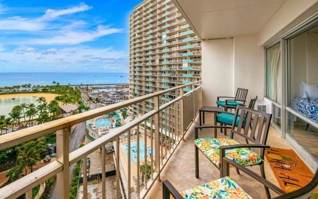 Ilima Suite at The Ilikai Short Walk to Beach!