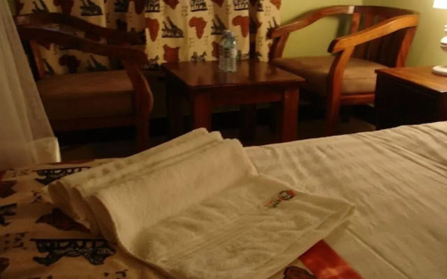 Engiri Game Lodge and Campsite