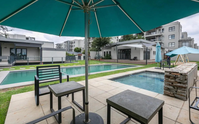 Jacana Estate, The Gem