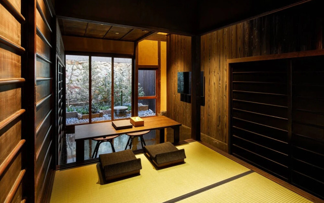 YADORU KYOTO Kagami No Yado