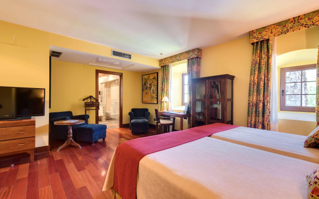 Hotel Monasterio de Boltana & SPA