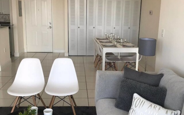 Big Place in Sunny Isles near Beach