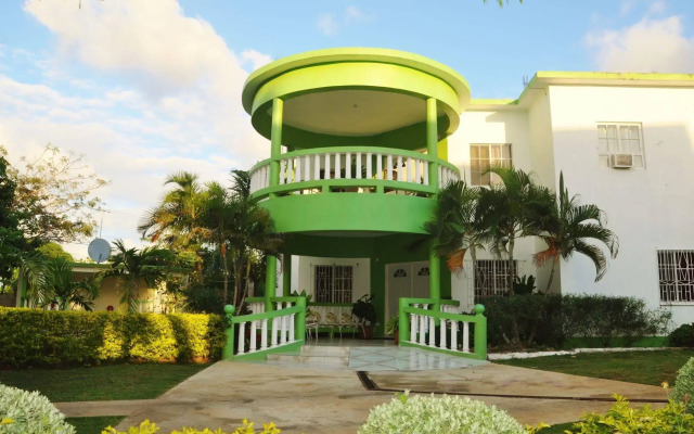 Mom's Village Resort