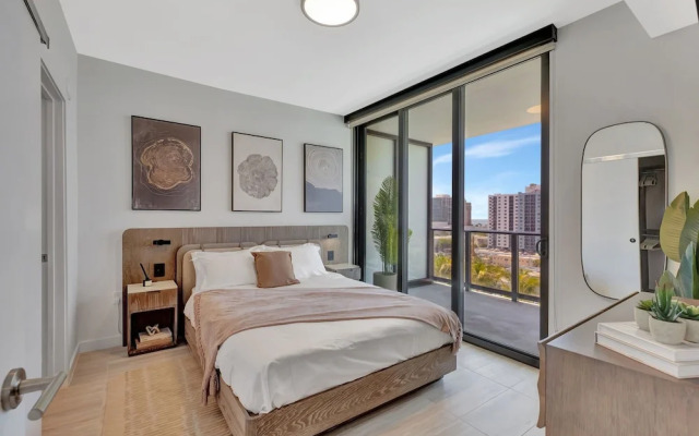 Luxury Condos Near Miami Beach