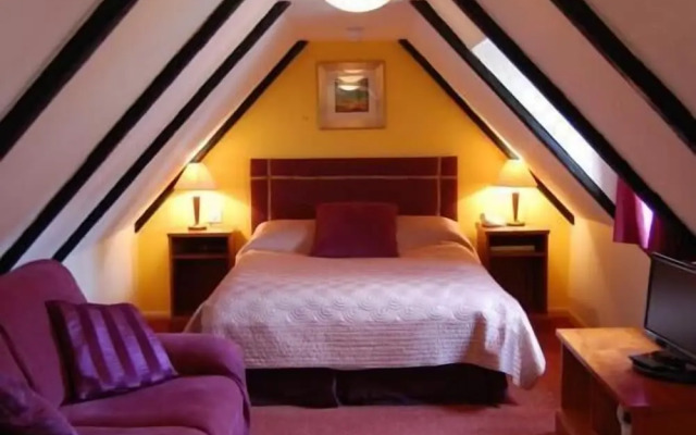 Saffron Suite And Kitchen