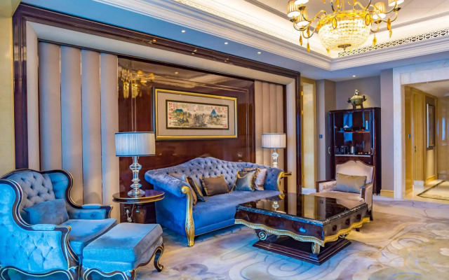 Wanda Reign Wuhan