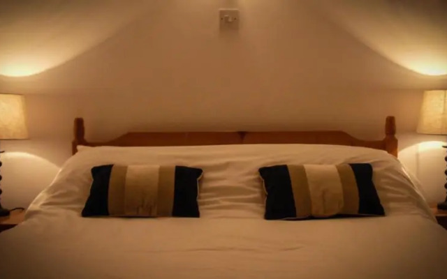 The Waterside Cottages