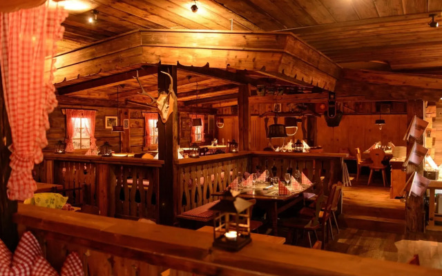 Hotel Lenzerhorn – Alpine Stay, Spa & Savour