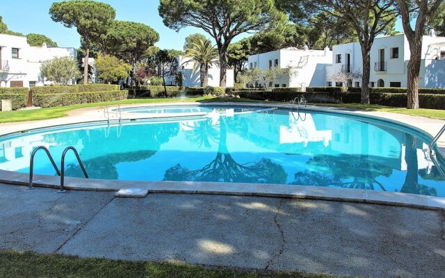 Cozy Holiday Home in Playa de Pals With Swimming Pool