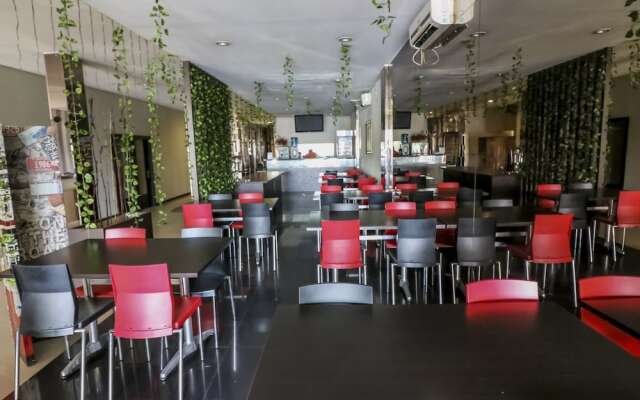 NIDA Rooms Umar 18 Lima Puluh
