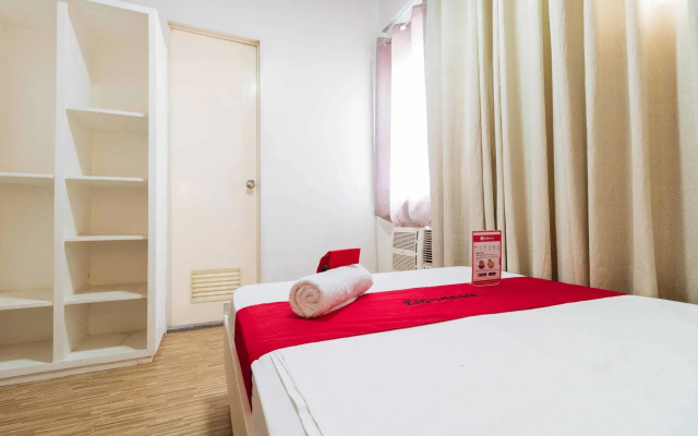 RedDoorz near Quirino Station - Vaccinated Staff
