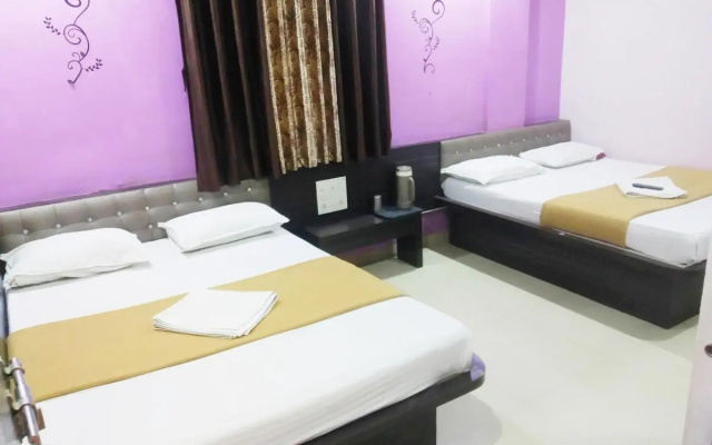 sai balaji residency – Guest Rooms – Shirdi