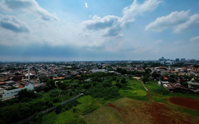 Best Deal 3BR Apartment Bassura City near Shopping Center By Travelio