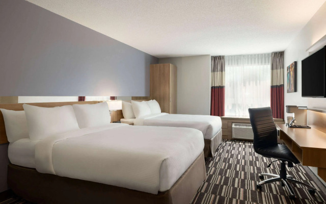 Microtel Inn & Suites By Wyndham Val-d Or