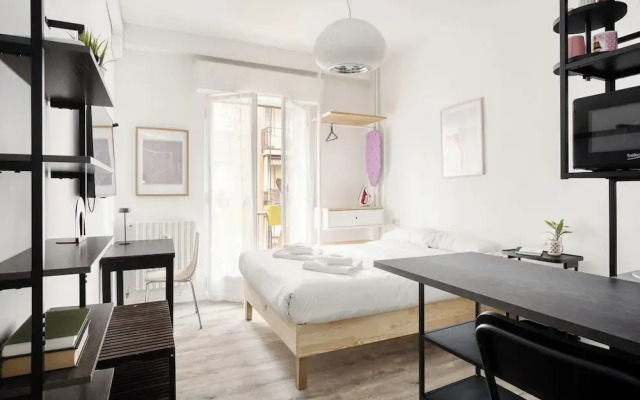 Stylish Studios near Subway