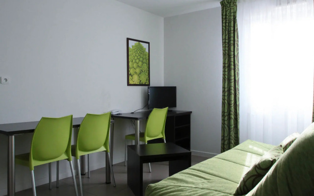 Kosy Aparthotel Campus del Sol Esplanade