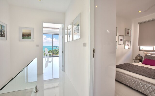Villa Latitude 9