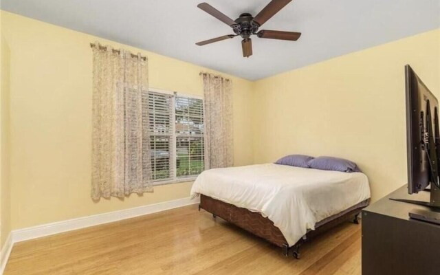 Carlton Lakes Cedar Springs #101