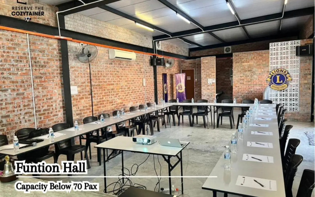 Reserve The Cozytainer